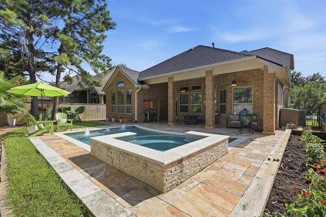 30 Shaded Arbor Drive, Spring, TX 77389