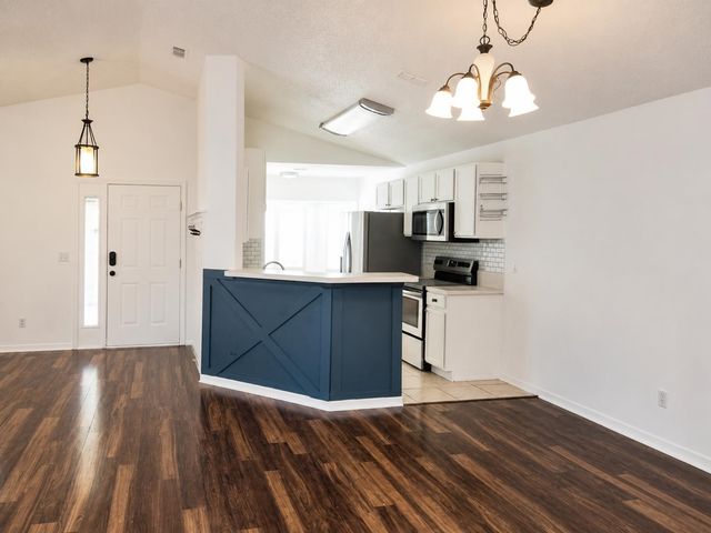 405 Island View Cir, St Augustine, FL 32095
