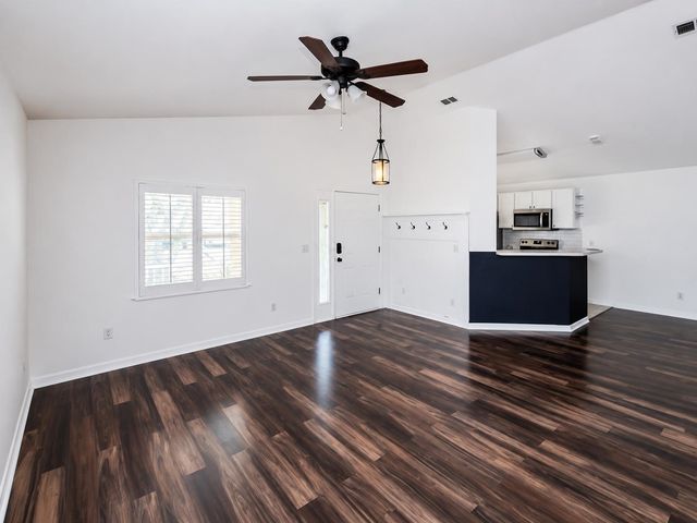 405 Island View Cir, St Augustine, FL 32095