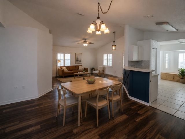 405 Island View Cir, St Augustine, FL 32095