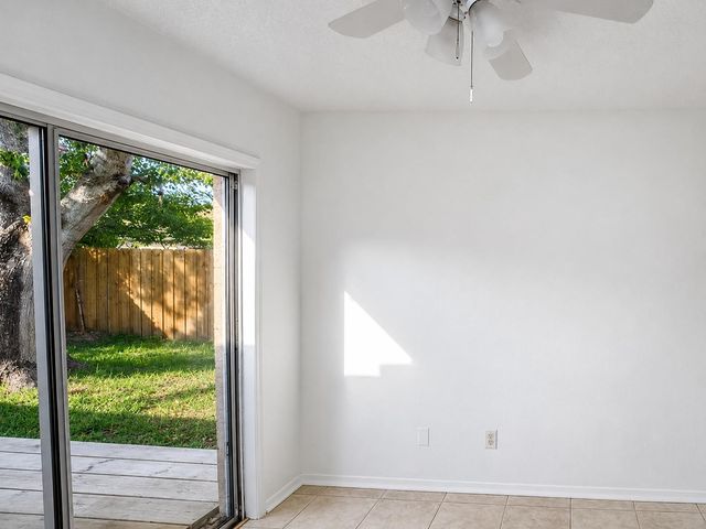 405 Island View Cir, St Augustine, FL 32095