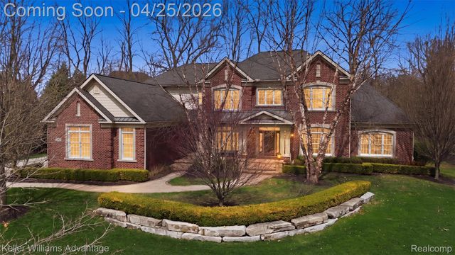 49989 Teton Ridge Road, Northville Township, MI 48168
