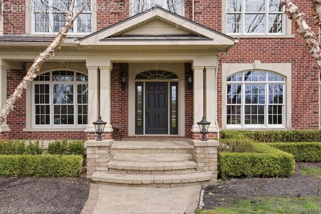 49989 Teton Ridge Road, Northville Township, MI 48168