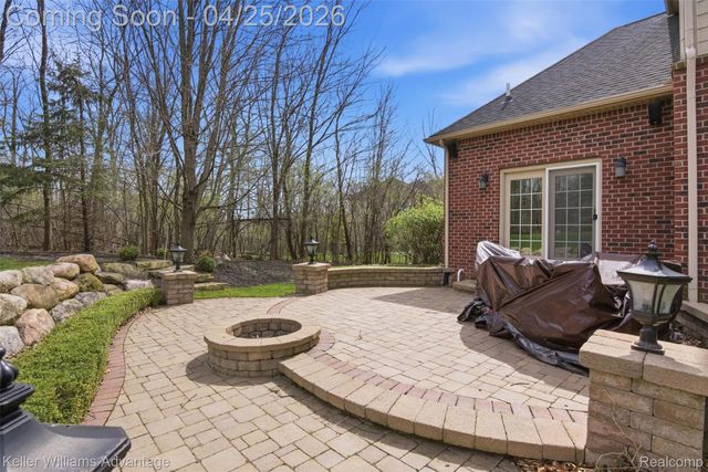 49989 Teton Ridge Road, Northville Township, MI 48168