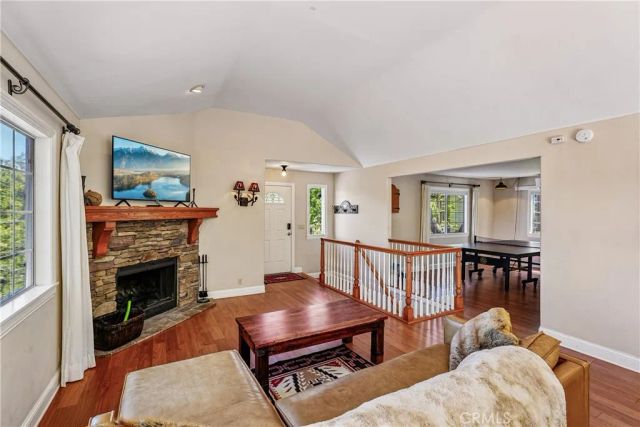 28833 Manitoba Drive, Lake Arrowhead, CA 92352