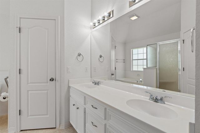 106 Stacey LN, Georgetown, TX 78628