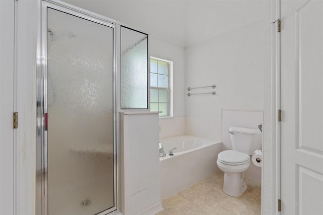 106 Stacey LN, Georgetown, TX 78628
