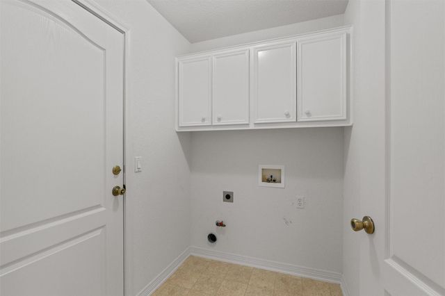106 Stacey LN, Georgetown, TX 78628