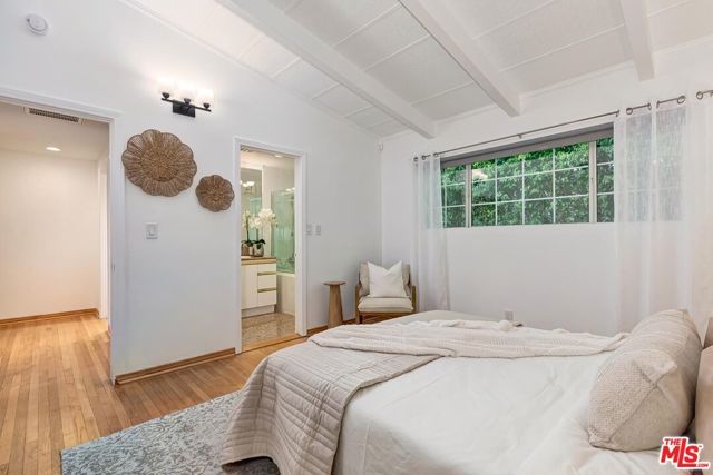 611 9th Street 2, Santa Monica, CA 90402