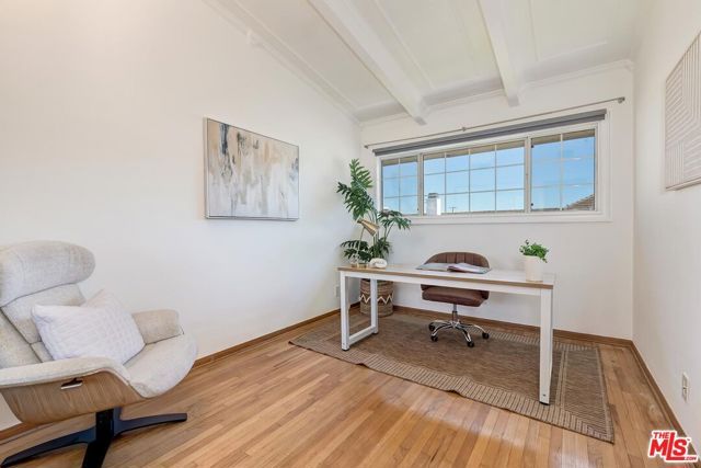 611 9th Street 2, Santa Monica, CA 90402