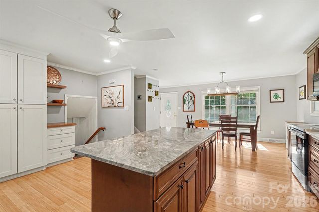 6910 Wrentree Drive, Charlotte, NC 28210