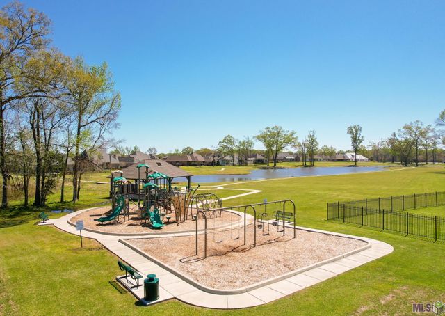 90 Rue Fraise, Zachary, LA 70791