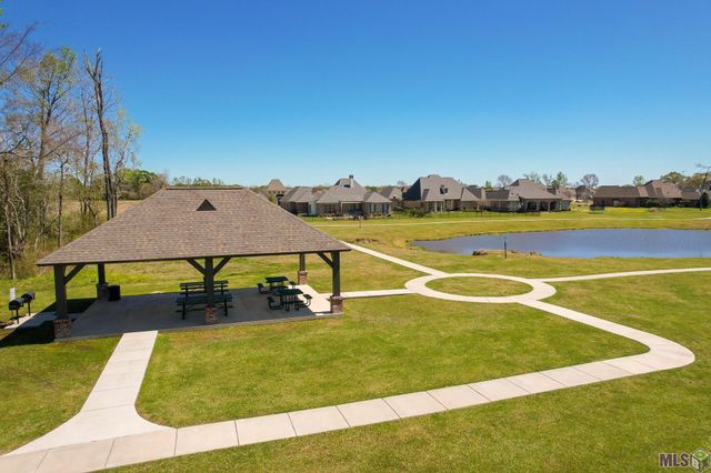 90 Rue Fraise, Zachary, LA 70791