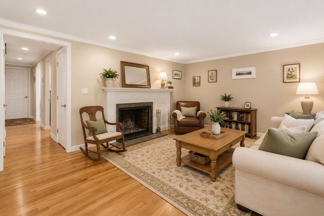 43 Jericho Road 43, Weston, MA 02493