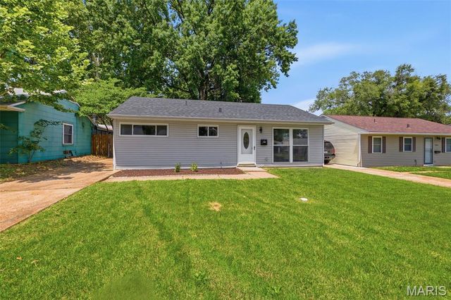 7857 Wanda Avenue, St Louis, MO 63123