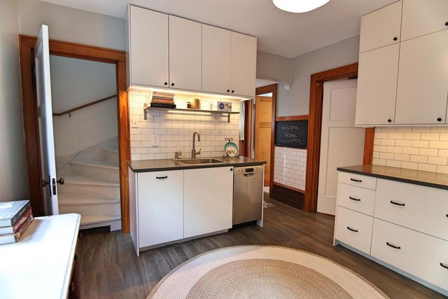 5155 N Elkhart Avenue, Whitefish Bay, WI 53217