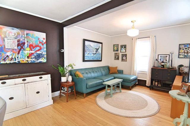 5155 N Elkhart Avenue, Whitefish Bay, WI 53217