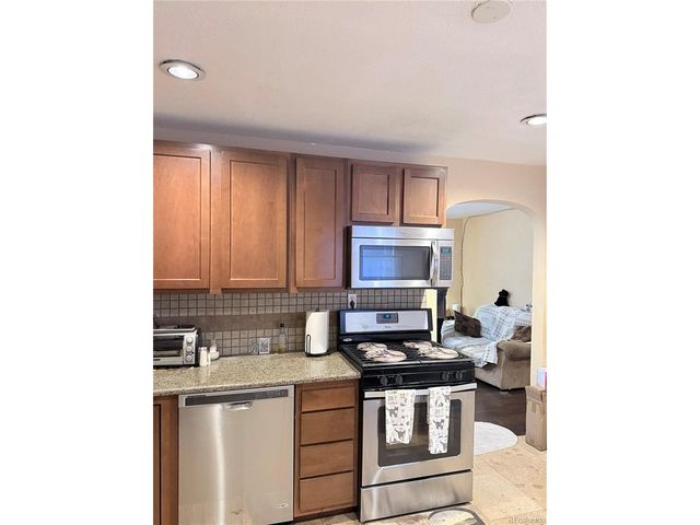 1050 Russell Blvd, Thornton, CO 80229