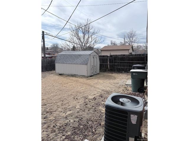 1050 Russell Blvd, Thornton, CO 80229