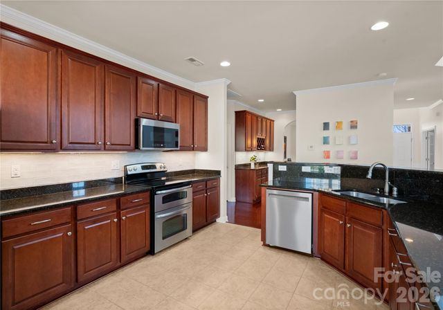 5049 Gladiola Way, Fort Mill, SC 29708