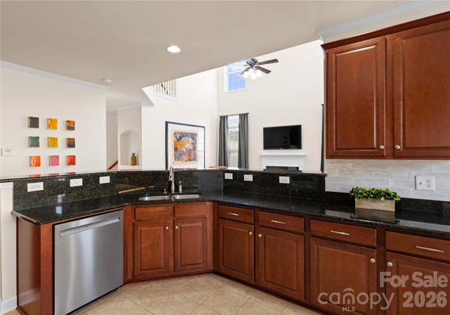 5049 Gladiola Way, Fort Mill, SC 29708