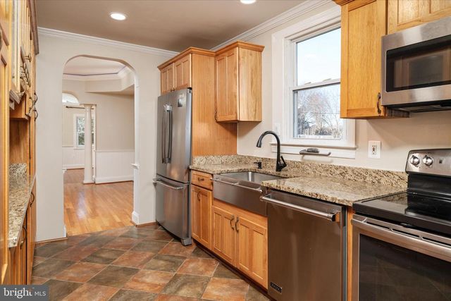 610 E MARSHALL AVE, Deale, MD 20751