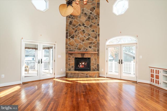 610 E MARSHALL AVE, Deale, MD 20751