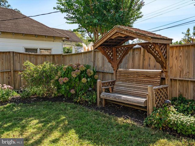 610 E MARSHALL AVE, Deale, MD 20751