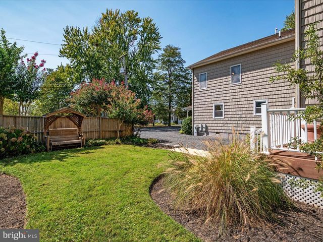 610 E MARSHALL AVE, Deale, MD 20751