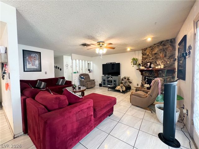 4458 Eureka Circle, Las Vegas, NV 89103
