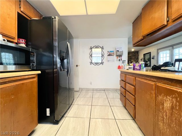 4458 Eureka Circle, Las Vegas, NV 89103