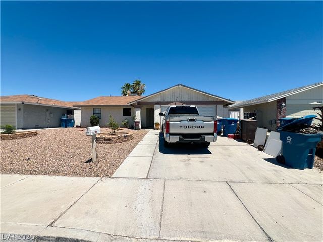4458 Eureka Circle, Las Vegas, NV 89103