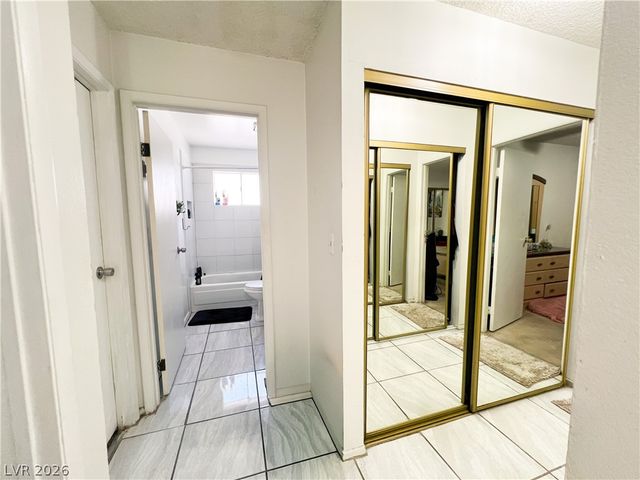 4458 Eureka Circle, Las Vegas, NV 89103