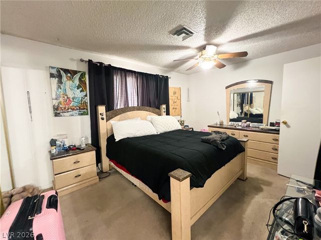 4458 Eureka Circle, Las Vegas, NV 89103