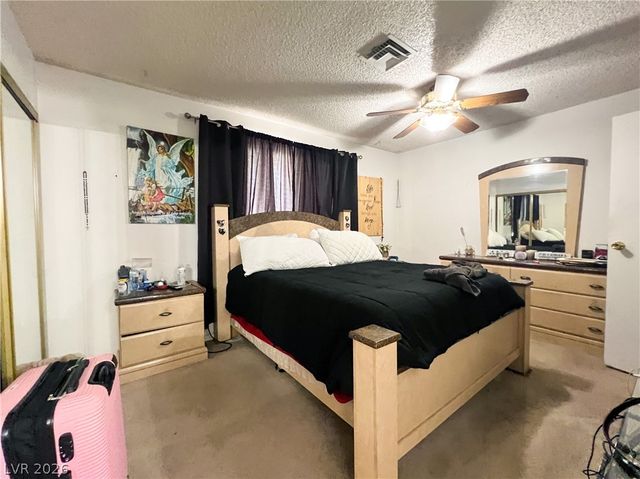 4458 Eureka Circle, Las Vegas, NV 89103