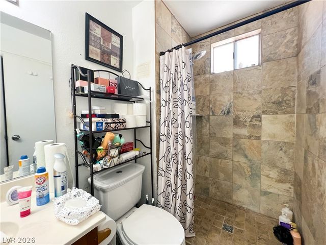 4458 Eureka Circle, Las Vegas, NV 89103