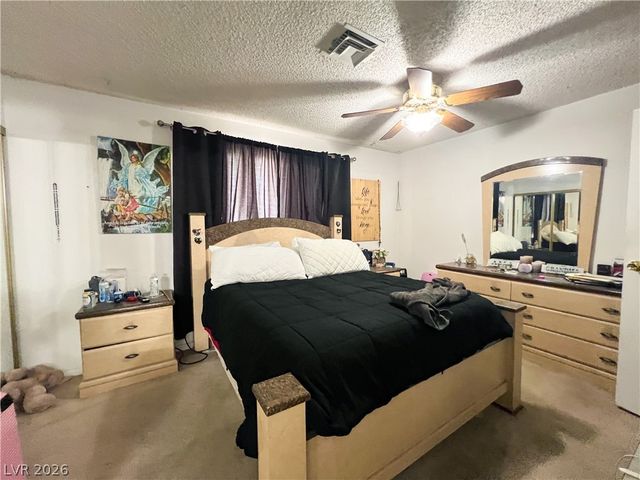 4458 Eureka Circle, Las Vegas, NV 89103