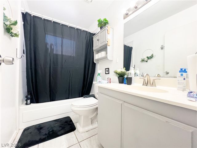 4458 Eureka Circle, Las Vegas, NV 89103