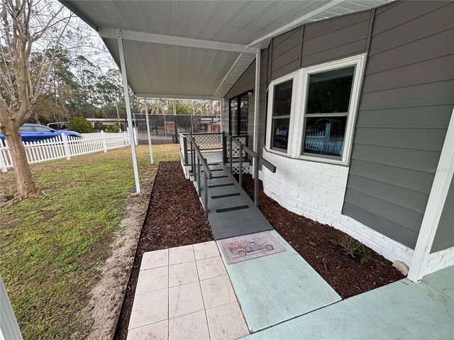 5335 SE 186TH COURT, Ocklawaha, FL 32179