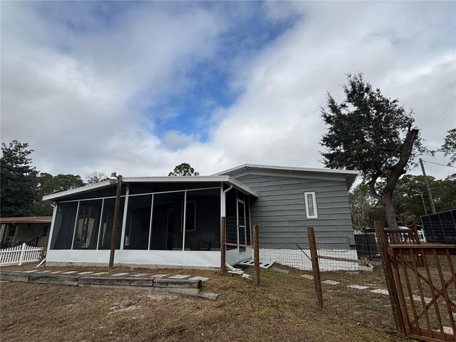 5335 SE 186TH COURT, Ocklawaha, FL 32179
