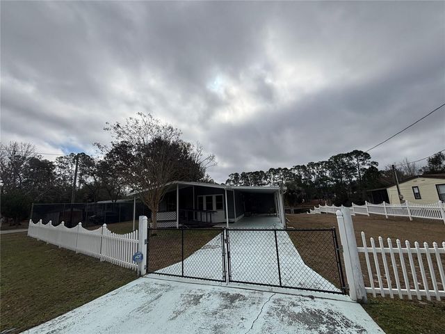 5335 SE 186TH COURT, Ocklawaha, FL 32179