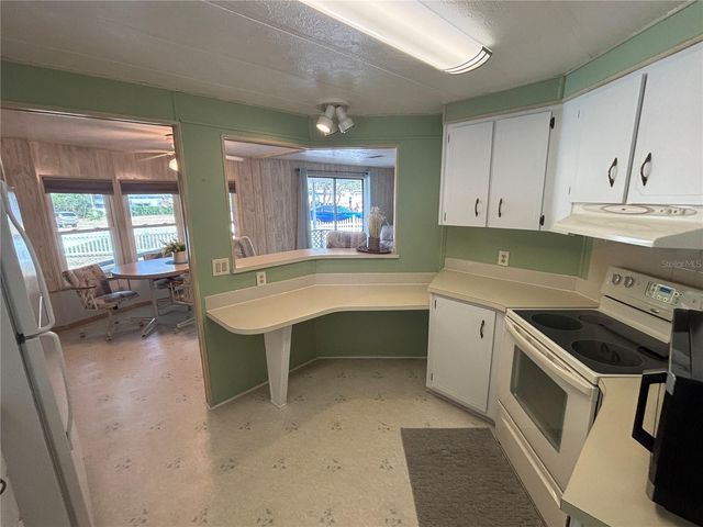 5335 SE 186TH COURT, Ocklawaha, FL 32179