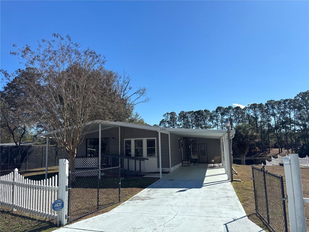 5335 SE 186TH COURT, Ocklawaha, FL 32179