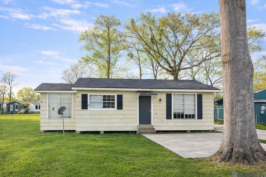 13373 Bourgeois Rd, Gonzales, LA 70737