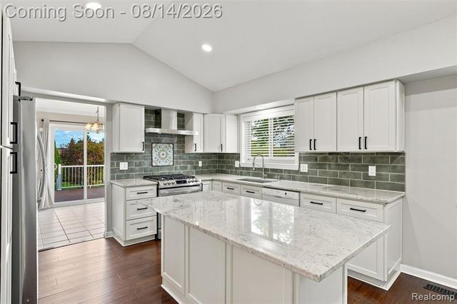 5114 Fedora Drive, Troy, MI 48085