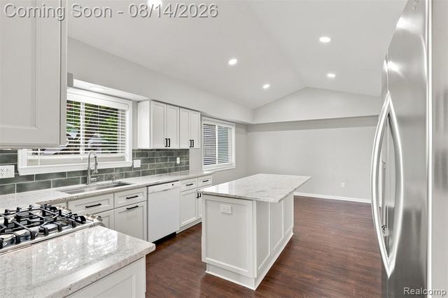 5114 Fedora Drive, Troy, MI 48085