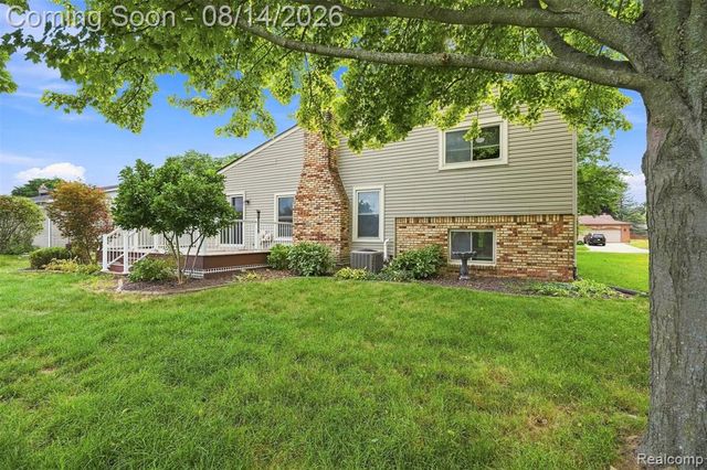 5114 Fedora Drive, Troy, MI 48085