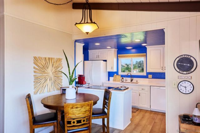 10562 Queen Avenue, La Mesa, CA 91941