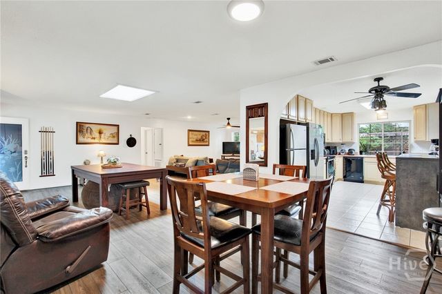 618 Tibet Avenue, Savannah, GA 31406