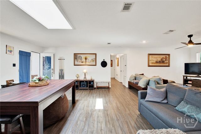 618 Tibet Avenue, Savannah, GA 31406